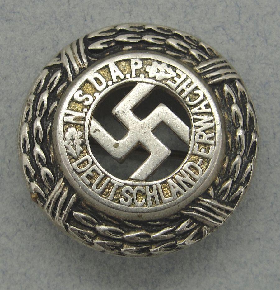 N.S.D.A.P. DEUTSCHLAND ERWACHE Early Propaganda Badge