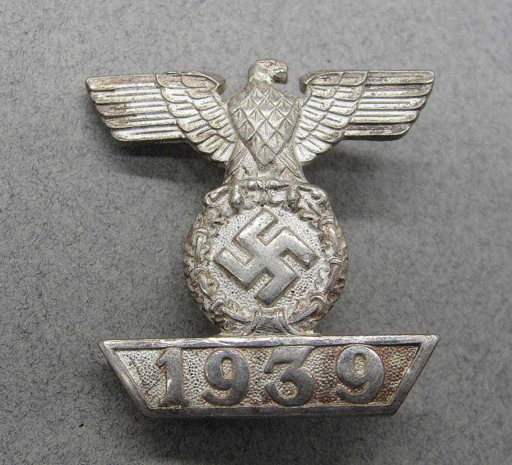 1939 Spange to the Iron Cross Second Class by Deumer