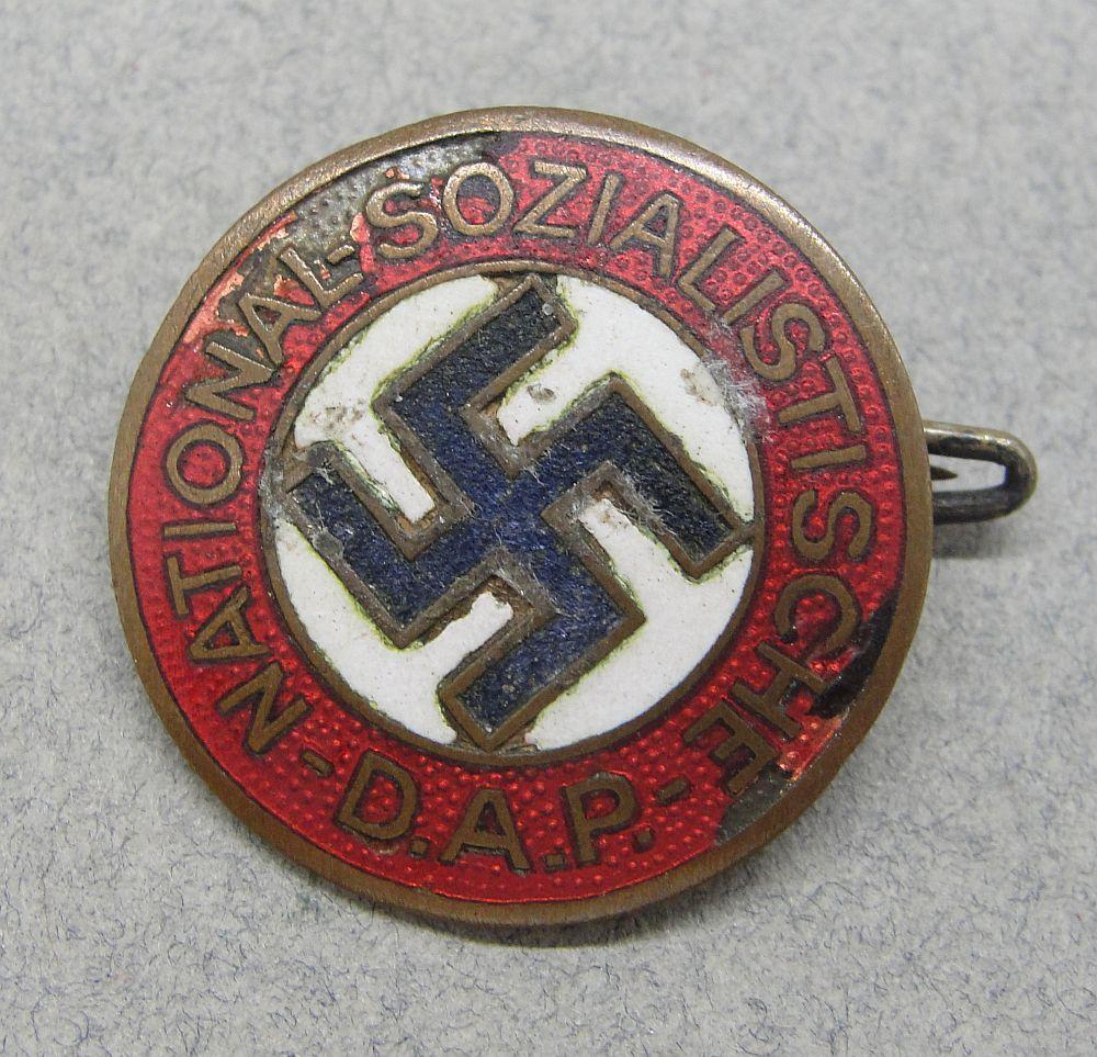 NSDAP Membership Badge by "RZM 31 GES. GESCH."
