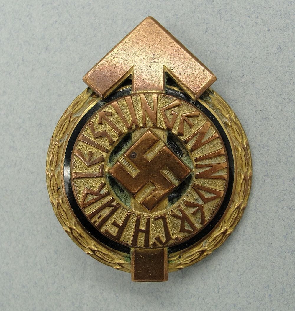 Hitler Youth Golden Leaders Sports Badge by RZM M1/101