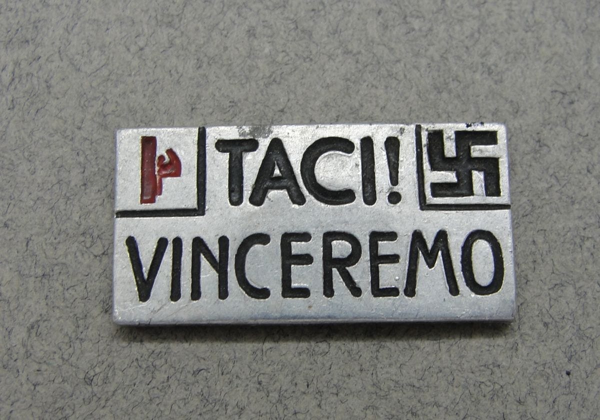Italy - Germany Vincere Victory Pin Pin Gone