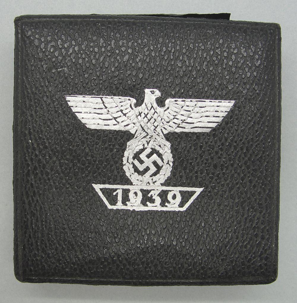 Cased Spange to The Iron Cross, First Class 1939 by Mayer