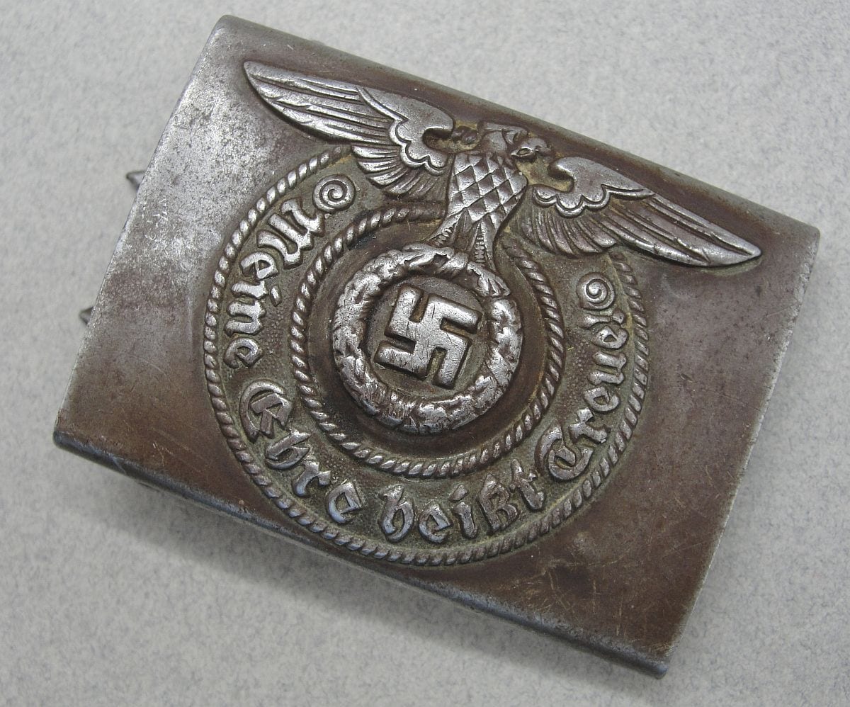 SS EM/NCO's Belt Buckle by "RZM 155/43 SS" , Green Version
