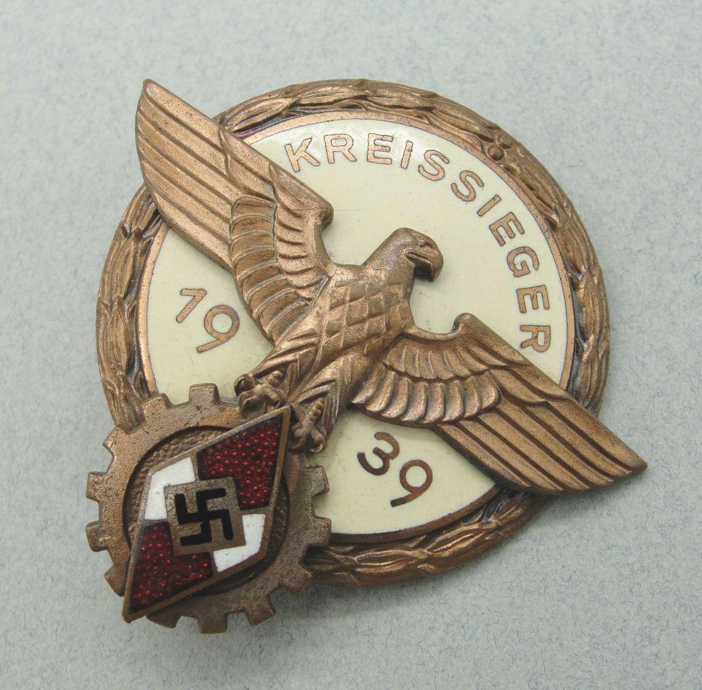 1939 Hitler Youth KREISSIEGER Badge by AURICH