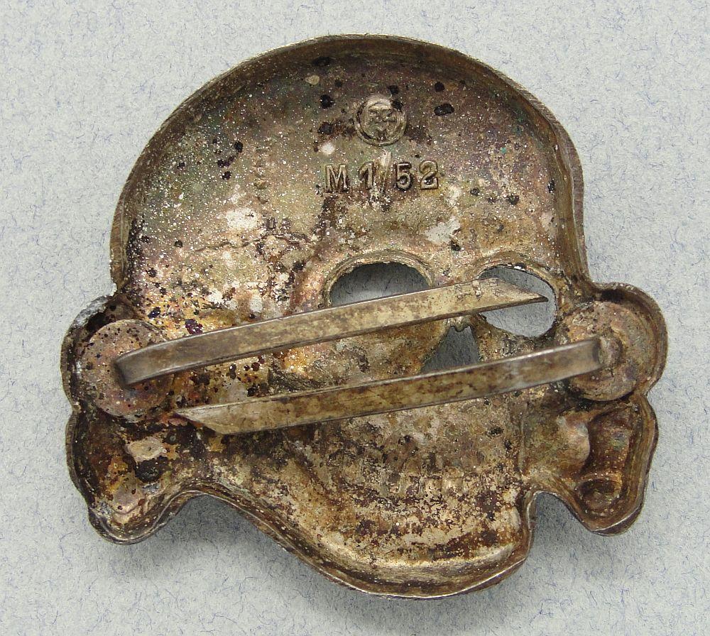 SS Visor Cap Skull by "RZM M1/52"