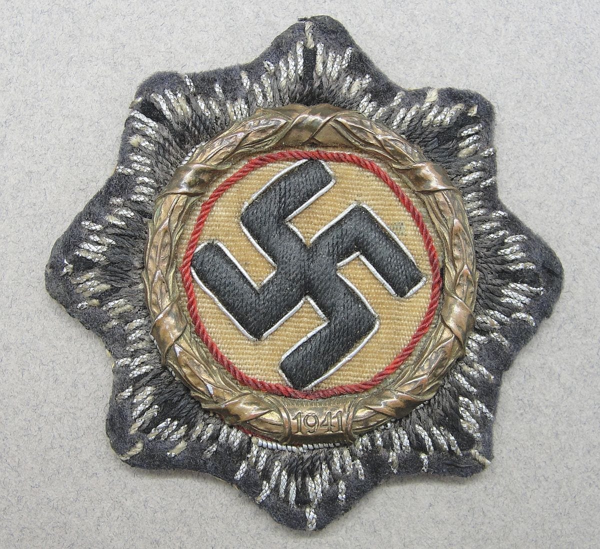 German Cross in Gold - Luftwaffe Ground Division - Tunic Removed