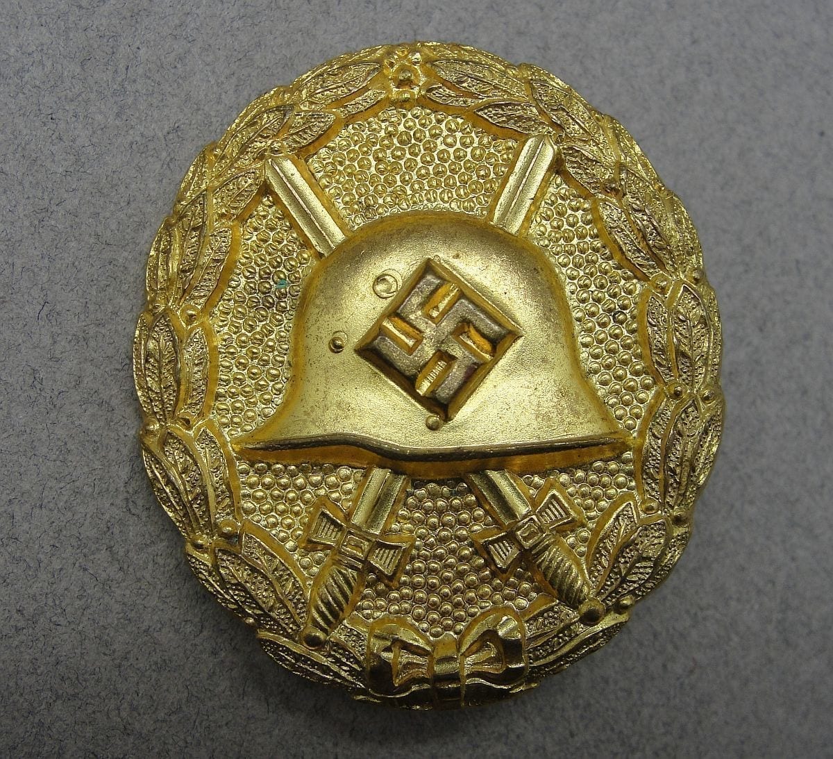 First Pattern - Condor Legion Wound Badge Gold Grade Choice Piece!
